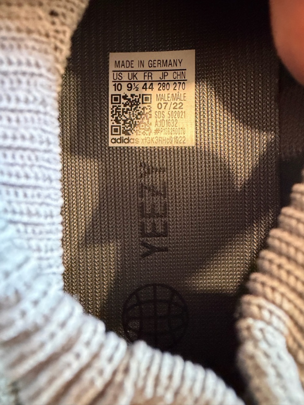 adidas Yeezy 450 Stone Flax men’s size 10 - Picture 11 of 11